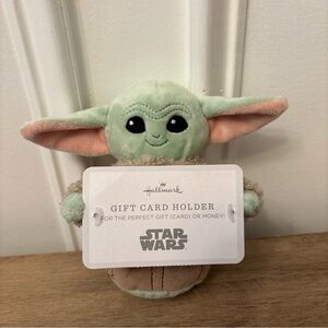 NEW Hallmark Star Wars: The Mandalorian Grogu plush gift card holder
